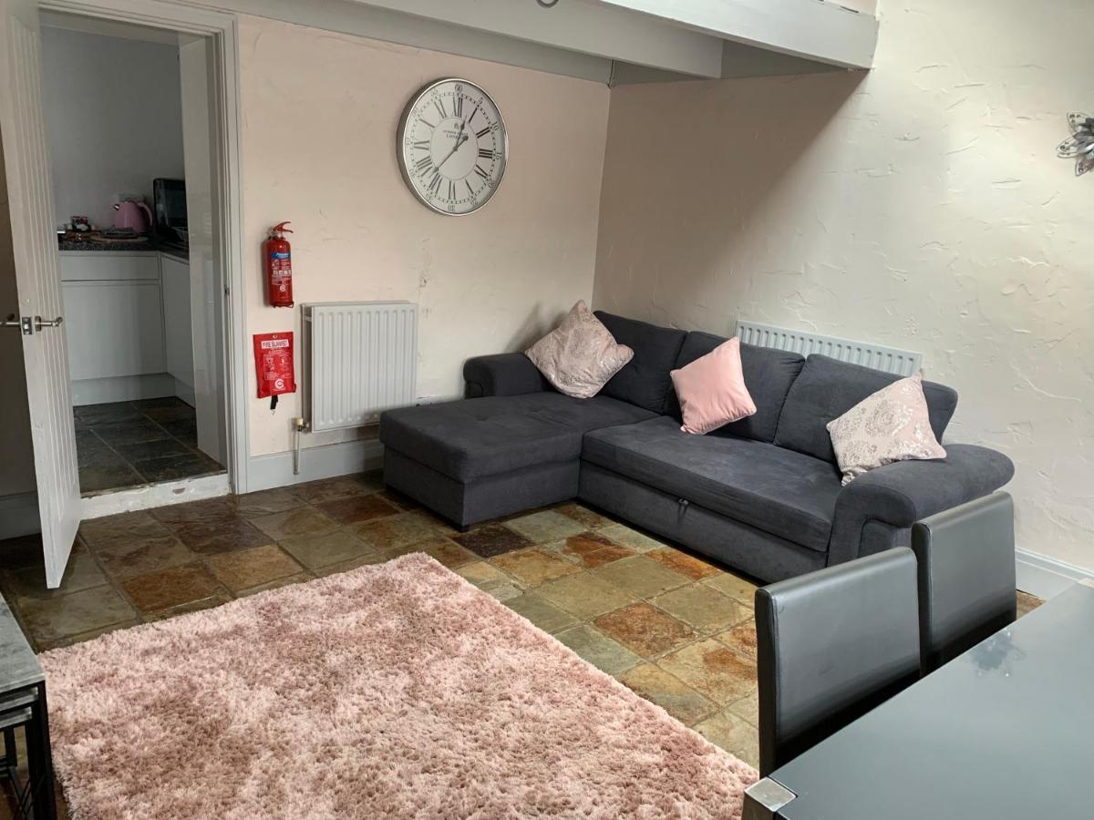 Dwylig Isa Holiday Cottages Rhuddlan Екстериор снимка