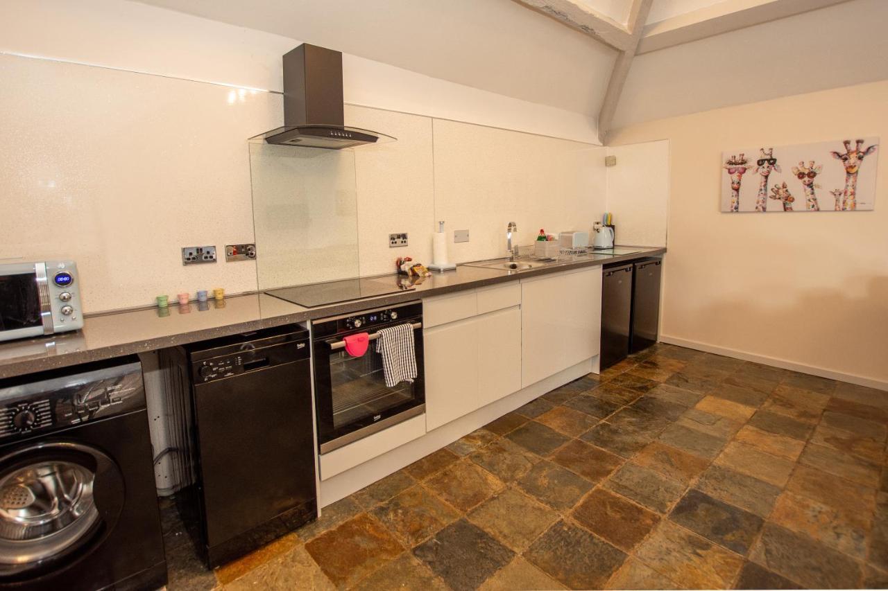 Dwylig Isa Holiday Cottages Rhuddlan Екстериор снимка
