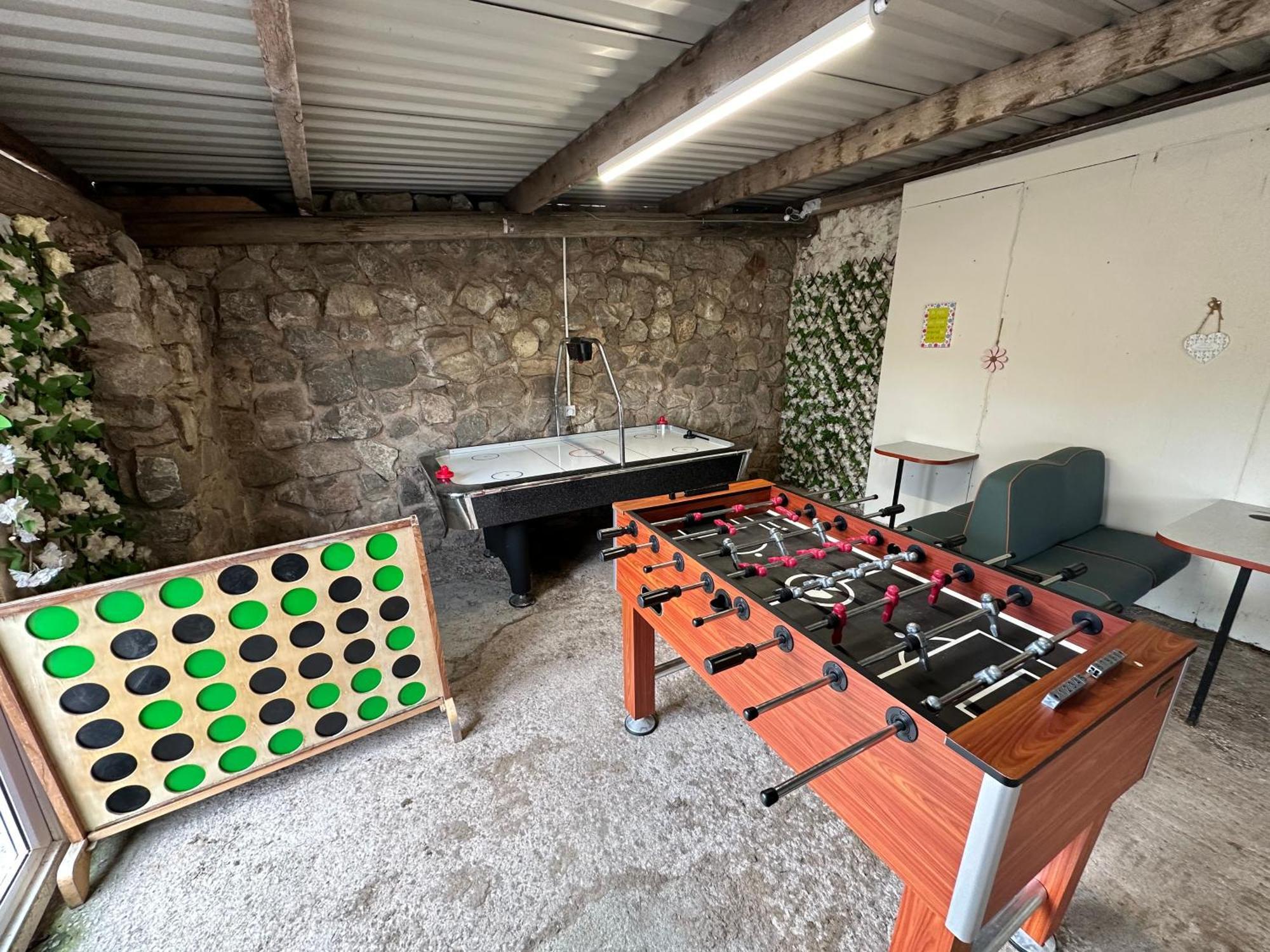 Dwylig Isa Holiday Cottages Rhuddlan Екстериор снимка