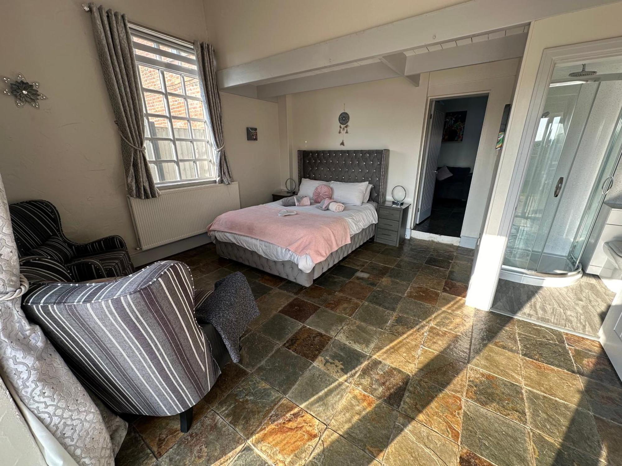 Dwylig Isa Holiday Cottages Rhuddlan Стая снимка