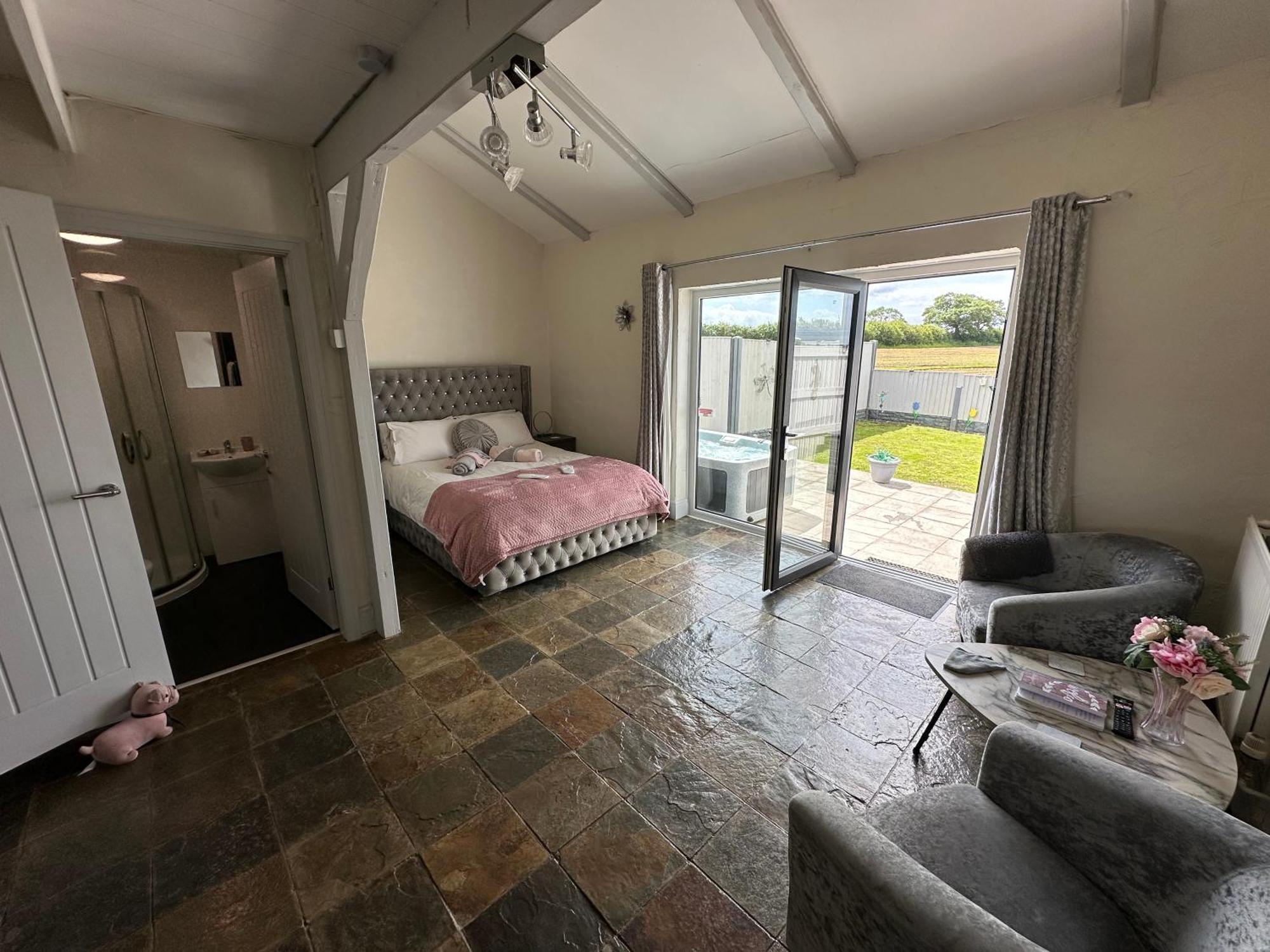 Dwylig Isa Holiday Cottages Rhuddlan Екстериор снимка